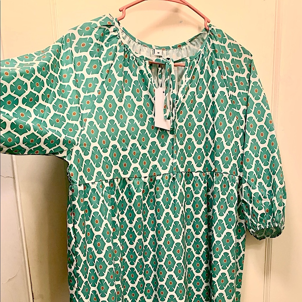 Thrifted (new) and was too small for me.